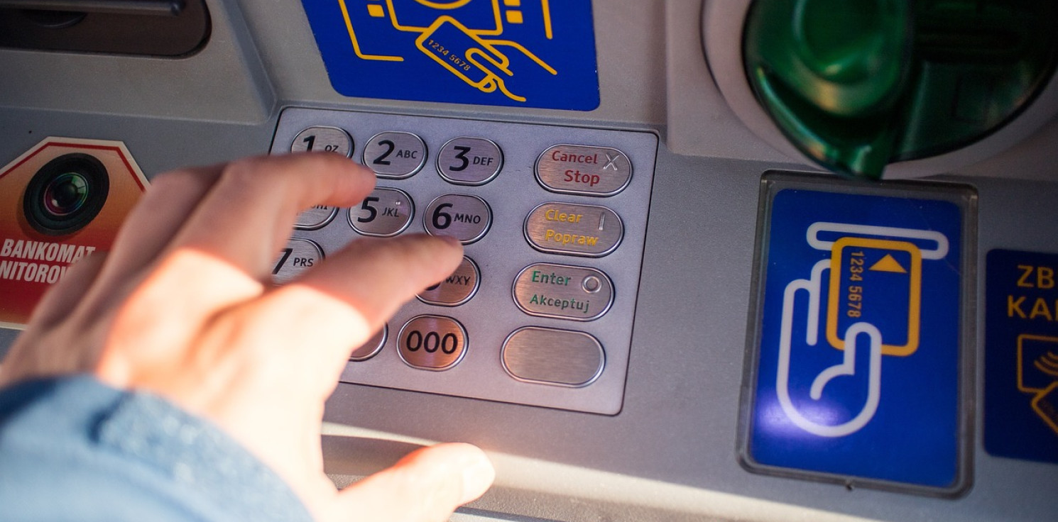 Gniewkowo.online - To miała być "super okazja". 80-latek stracił 25 tys. zł