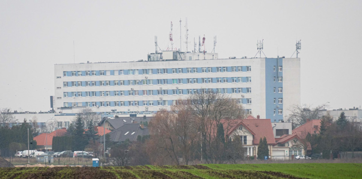 Inowrocław - Sto pielęgniarek pozwało szpital. Spór o wynagrodzenia przed sądem