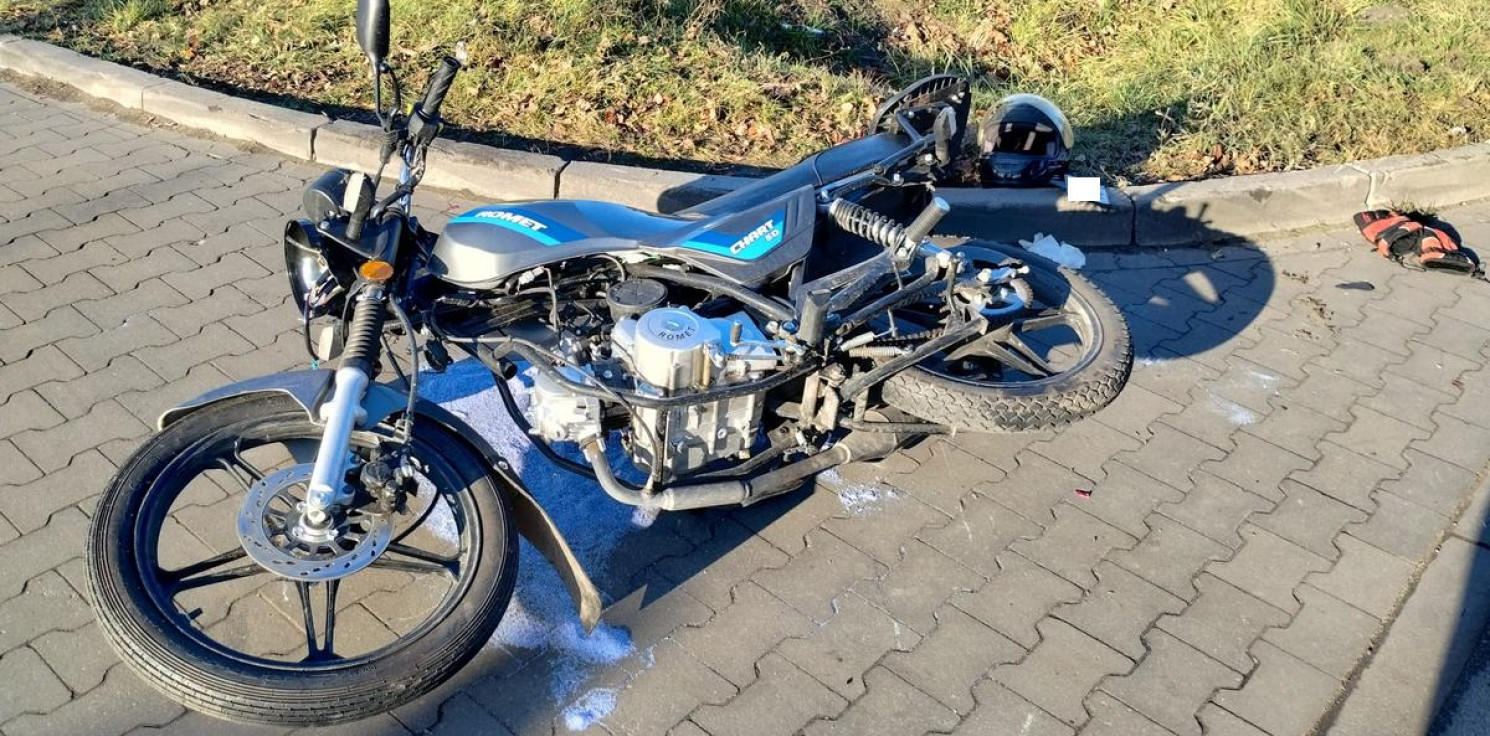 Radziejów - Uderzył w motorower, pasażerka w szpitalu