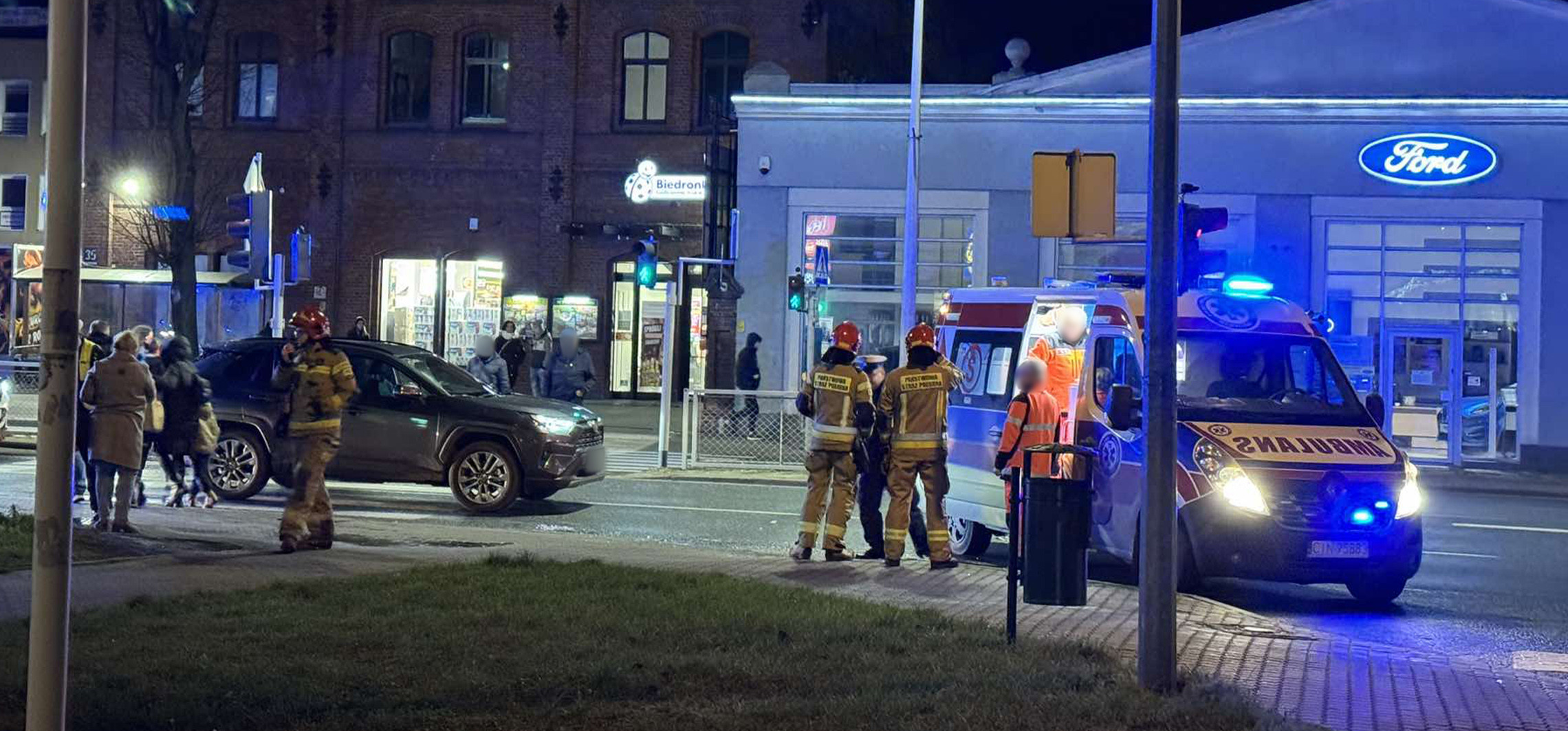 Inowrocław - Potrącenie na Dworcowej. Jedna osoba w szpitalu