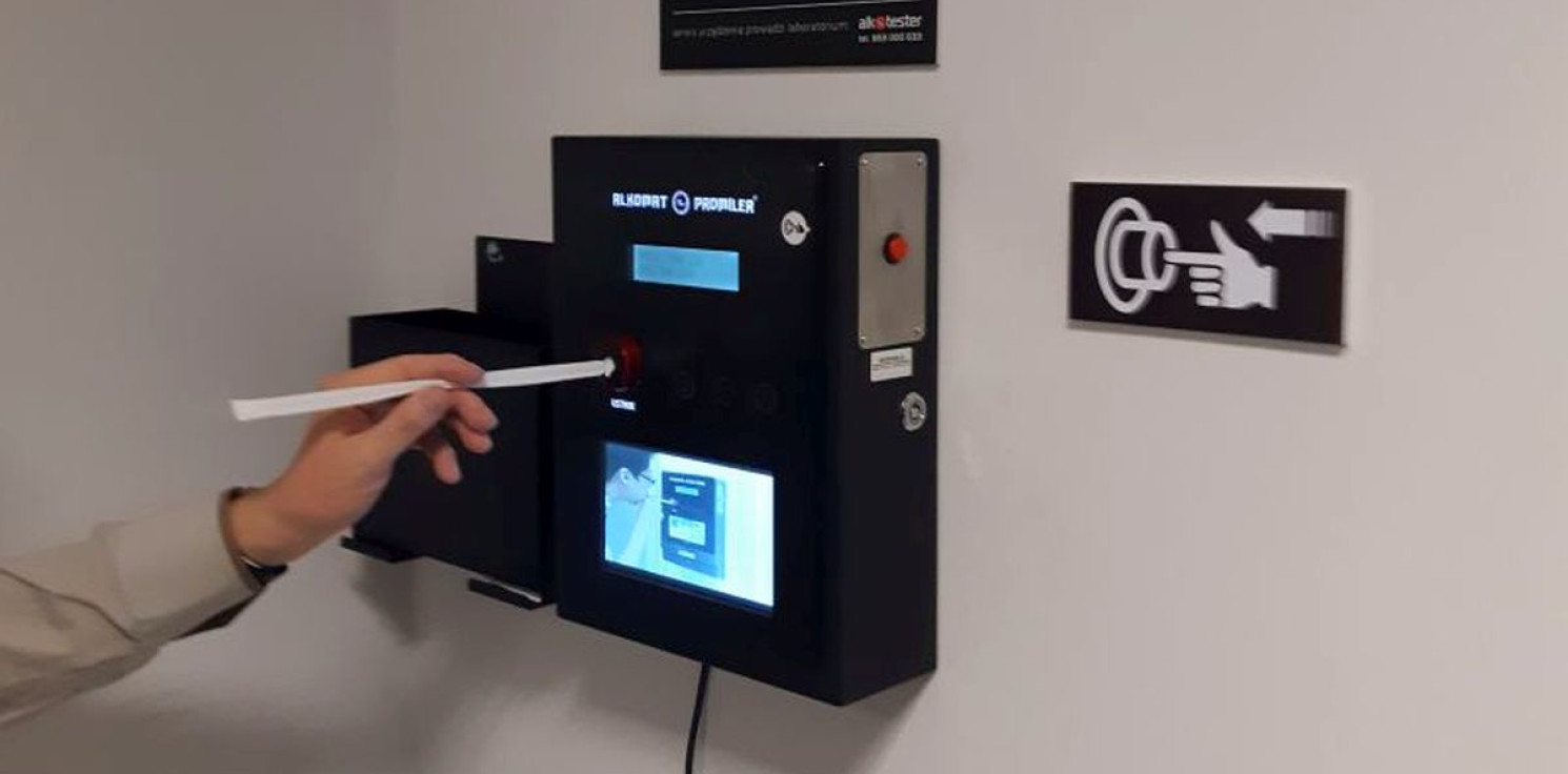 Inowrocław - Policja: Przyjdź na komendę i dmuchnij w alkomat