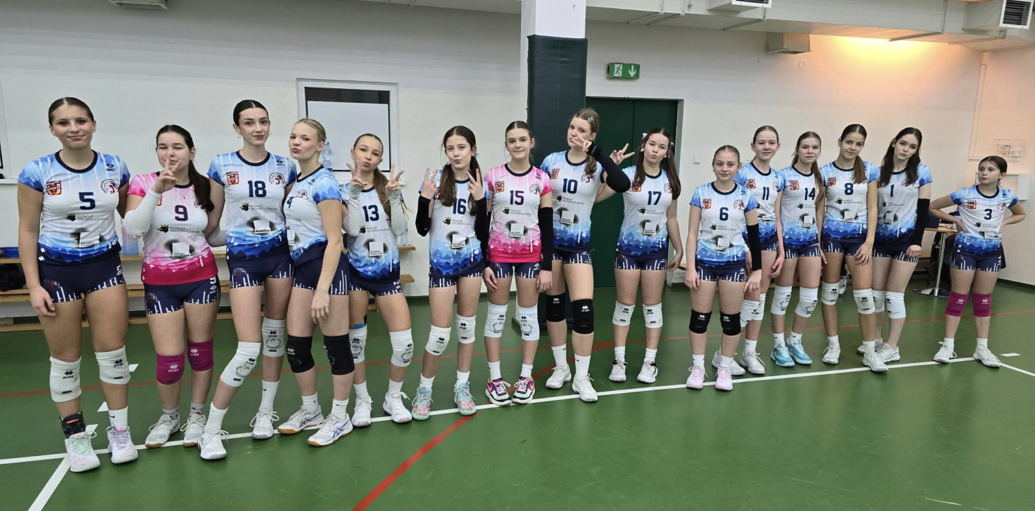 Inowrocław - Zwycięstwo i porażka naszych siatkarek