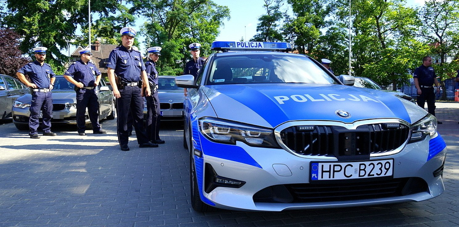 Inowrocław - Policja ma nowe BMW. To grupa "Speed"