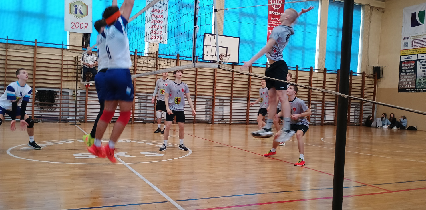 Inowrocław - Kasper i Chemik w finale siatkarskich mistrzostw powiatu