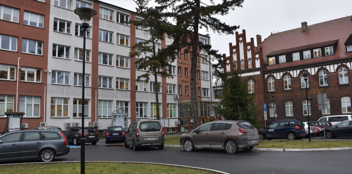 Inowrocław - Ratusz zrywa umowę z firmą cateringową