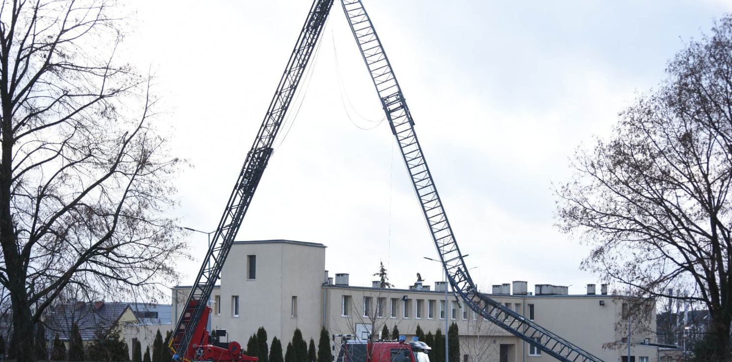 Inowrocław - Minęły dwa lata od złamania strażackiej drabiny. W sprawie ciągle niewiele wiadomo