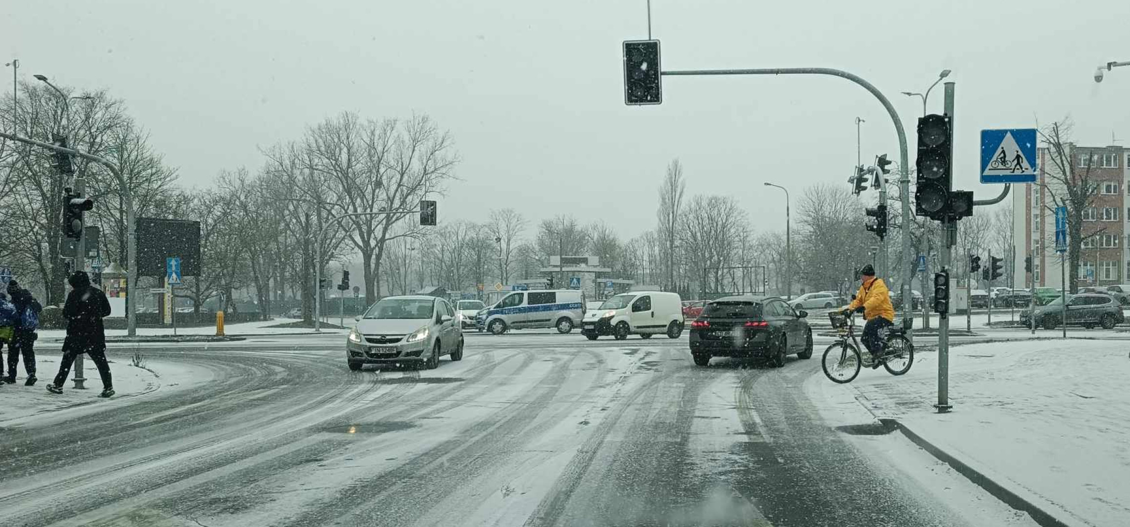 Inowrocław - Nie działała sygnalizacja świetlna na newralgicznym skrzyżowaniu