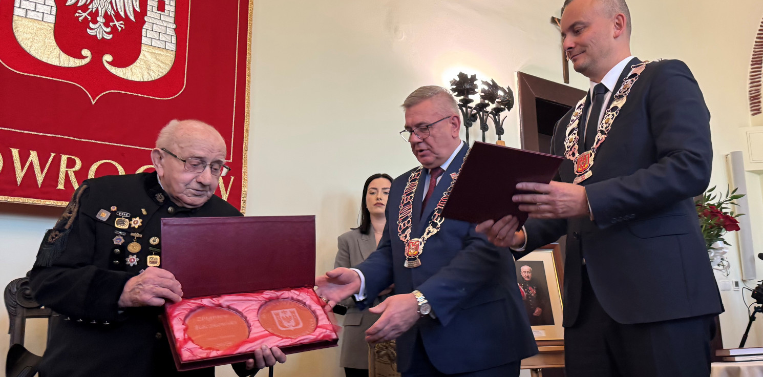 Inowrocław - Człowiek-orkiestra honorowym obywatelem miasta