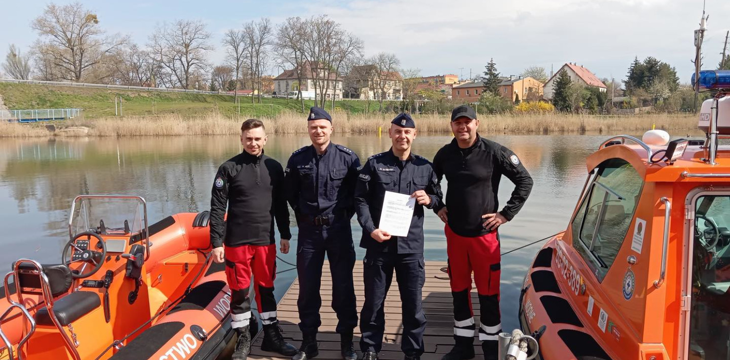 Kruszwica.online - Policjanci i WOPR-owcy podpisali porozumienie. Co oznacza?