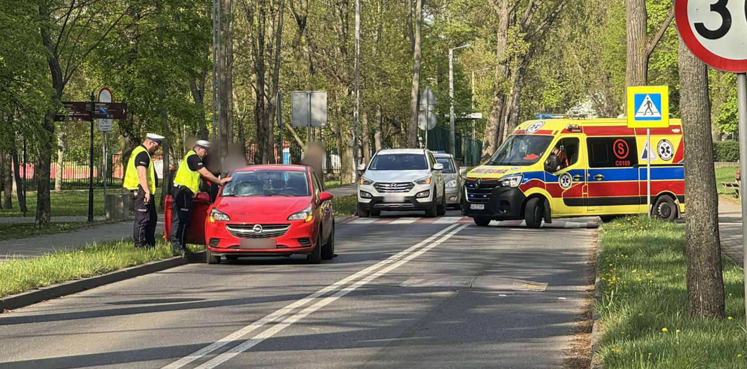 Inowrocław - Na ul. Wierzbińskiego samochód potrącił kobietę