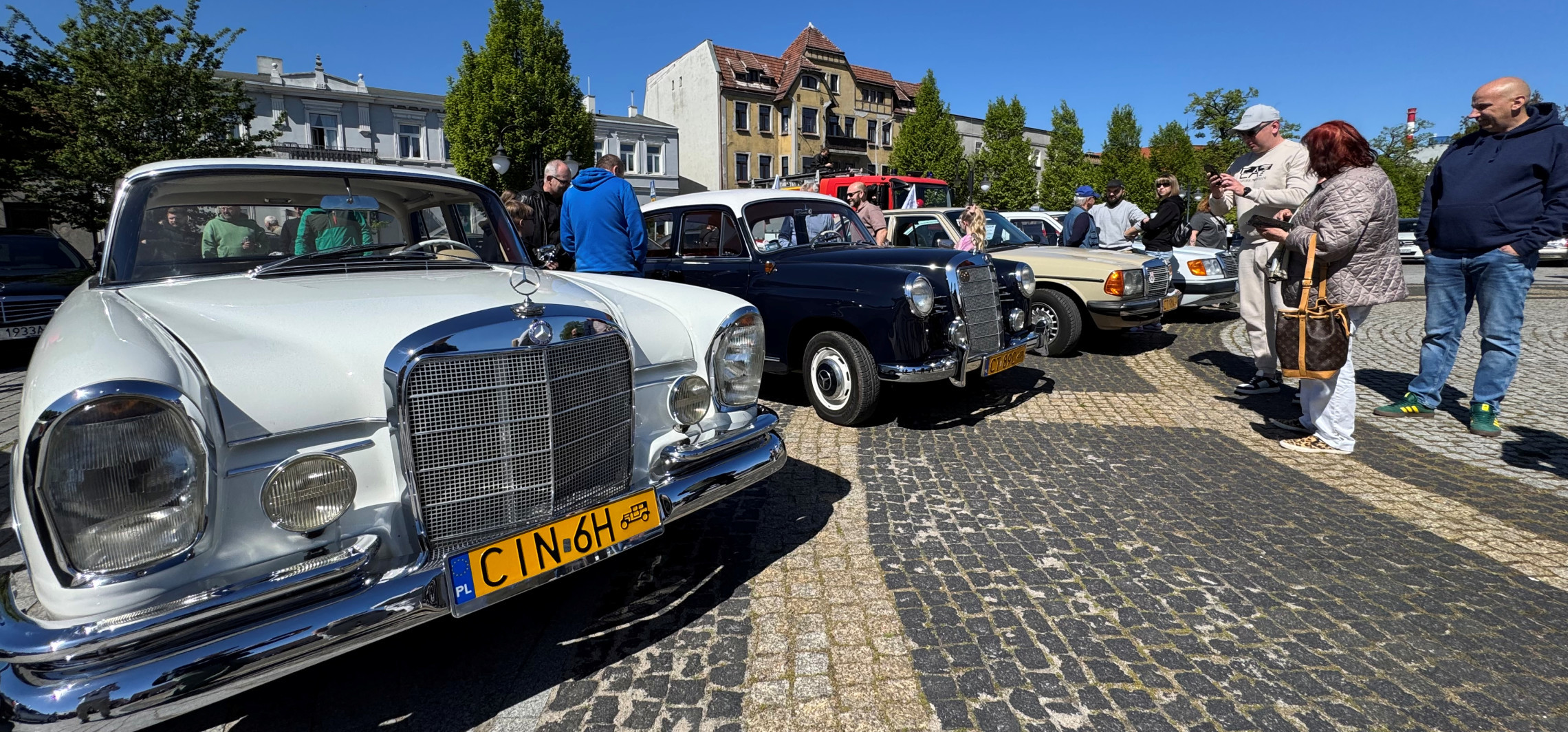 Do Kruszwicy zjechały się mercedesy