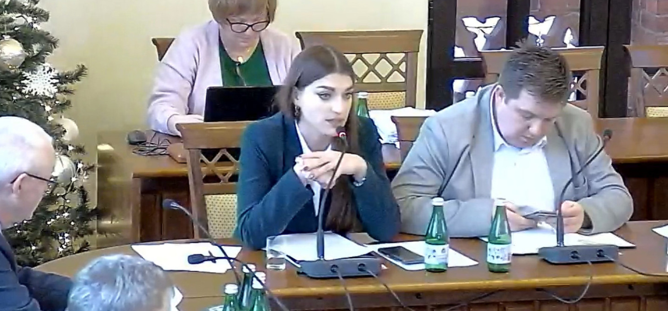 Radna przywrócona i ponownie wyrzucona z komisji. "Wszyscy wiemy, jaki był cel"