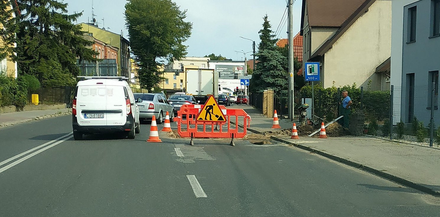 Inowrocław - Zwężenie jezdni na Szymborskiej