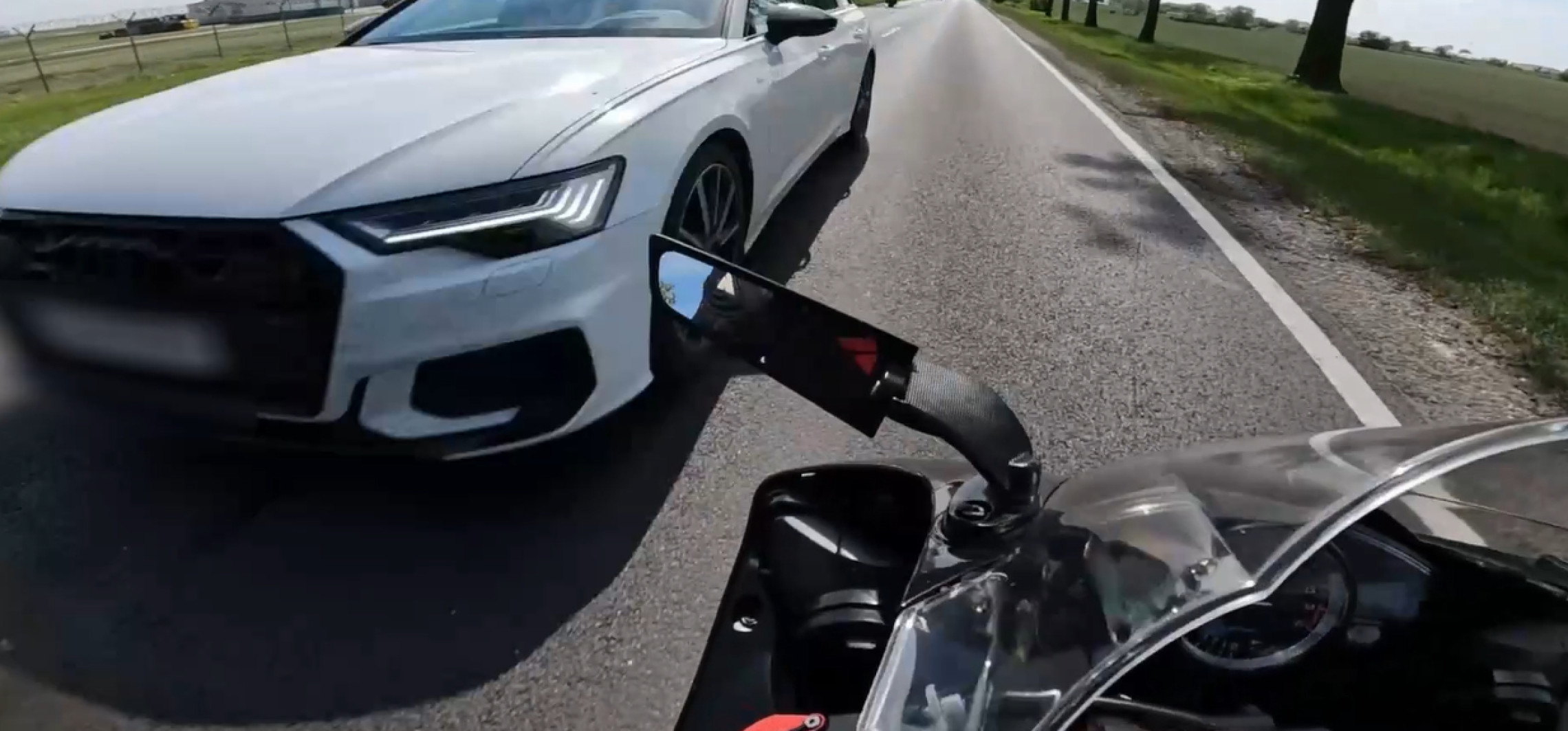 Latkowo: o mały włos nie doszło do wypadku