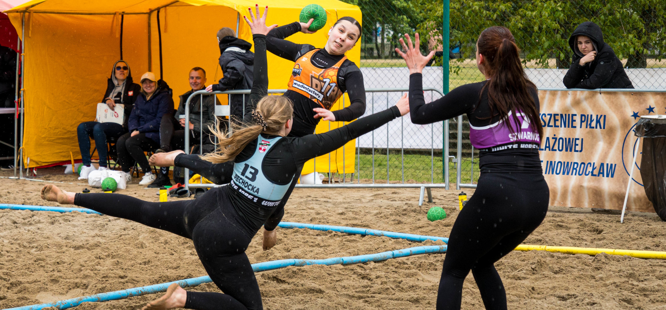 Inowrocław - Memoriał i Puchar Polski. Plażówka w Inowrocławiu