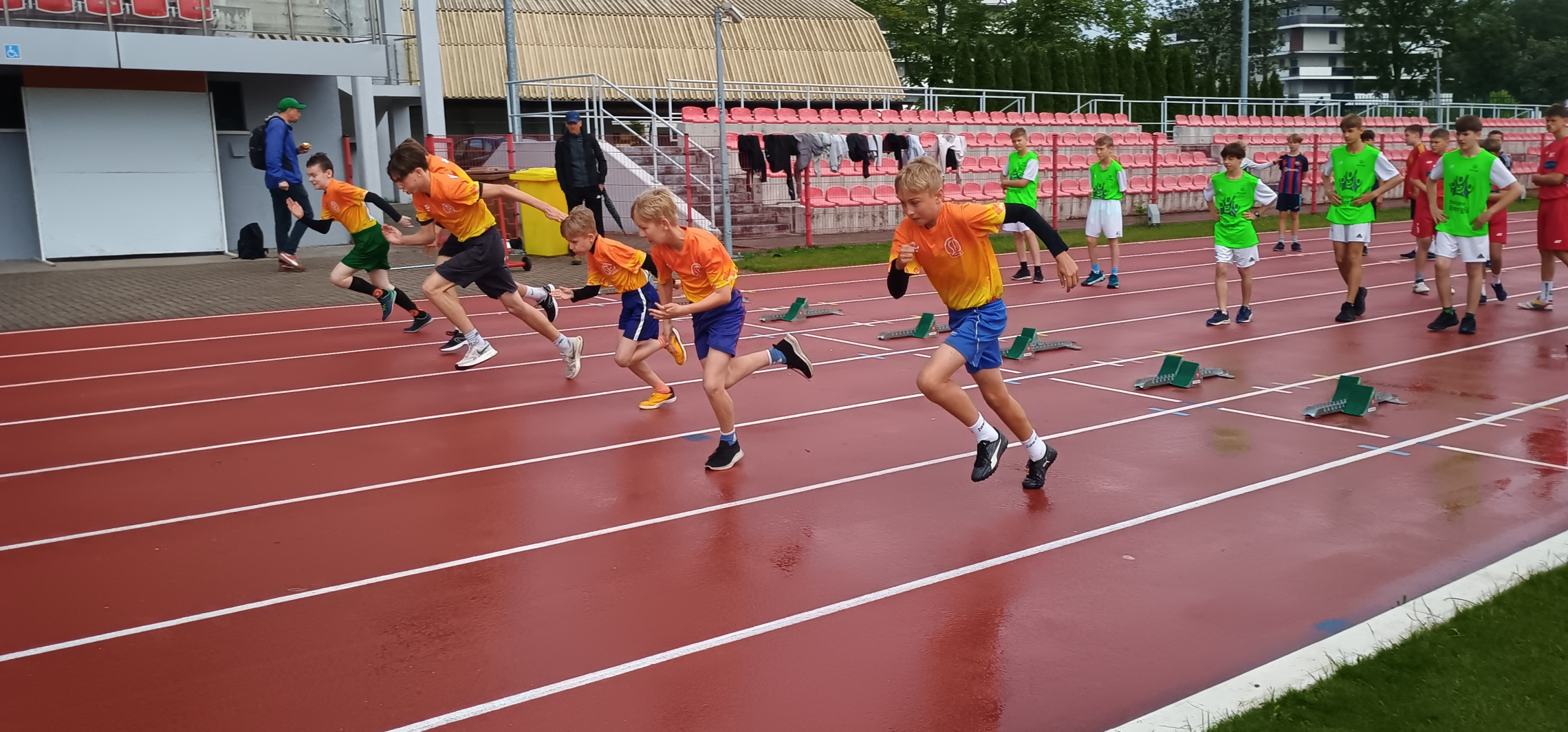 Mimo deszczu, dali radę. Najlepsi awansowali dalej