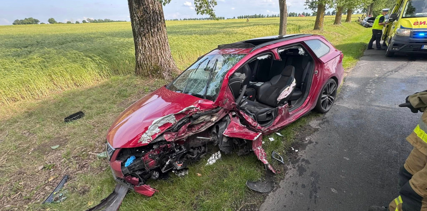 Region - Zderzenie dwóch aut. W akcji śmigłowiec