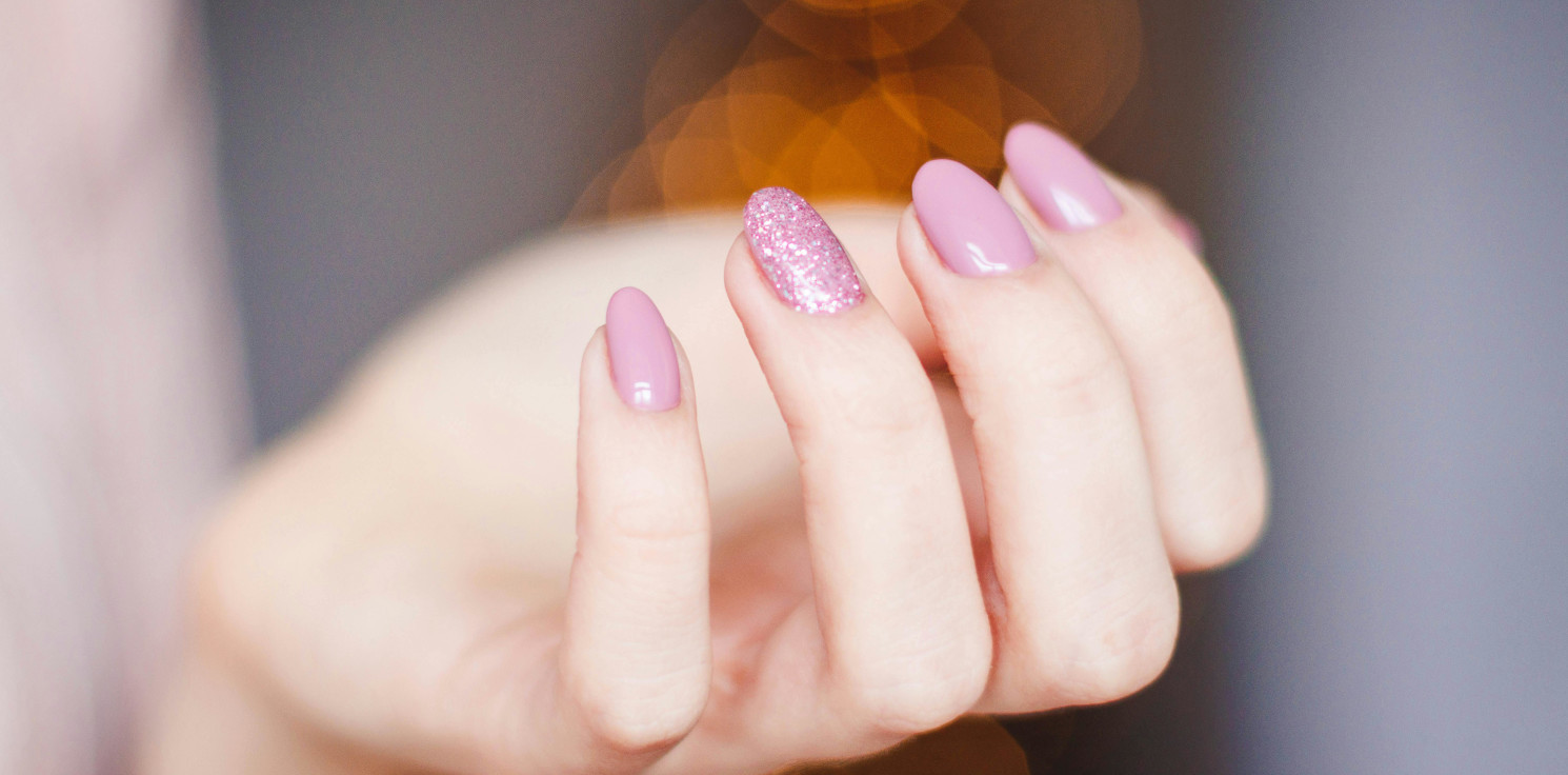 Region - Manicure tytanowy – co musisz o nich wiedzieć?