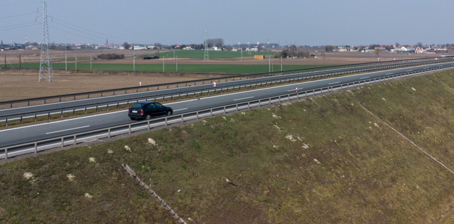 Region - 81-latek złapał "kapcia" na obwodnicy. Pomoc przyszła nieoczekiwanie