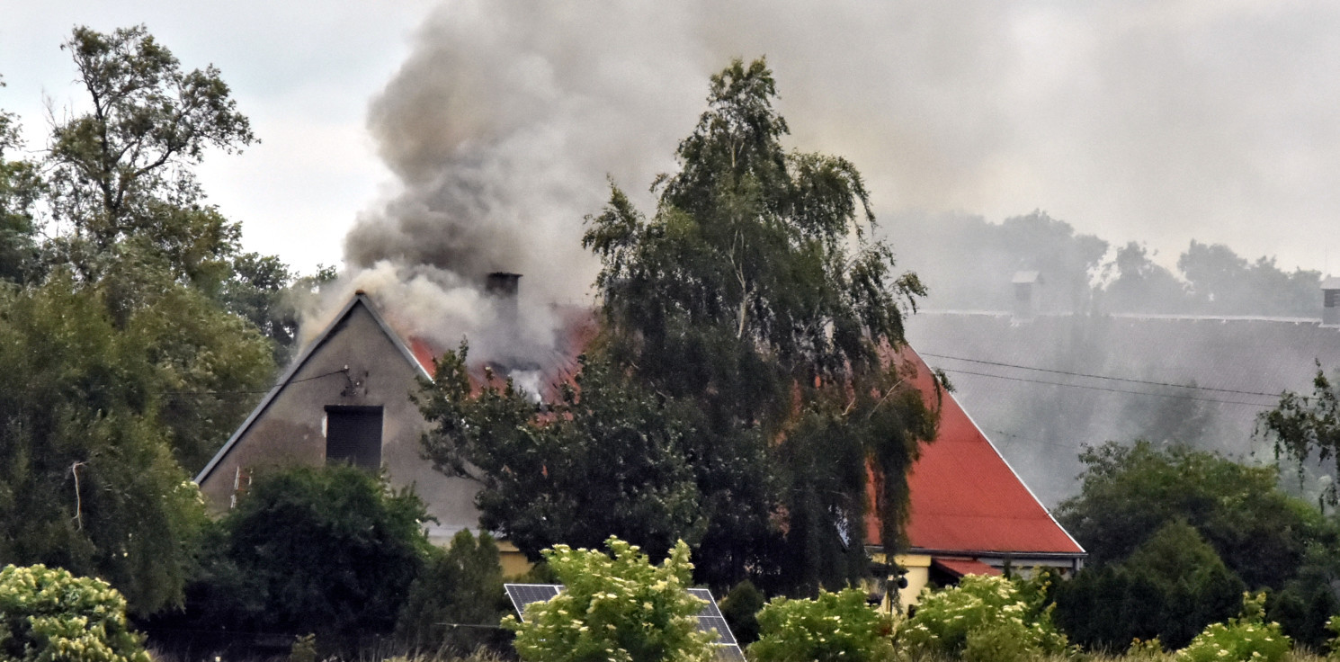 Gmina Inowrocław - Płonął dom pod Inowrocławiem. Strażacy w akcji