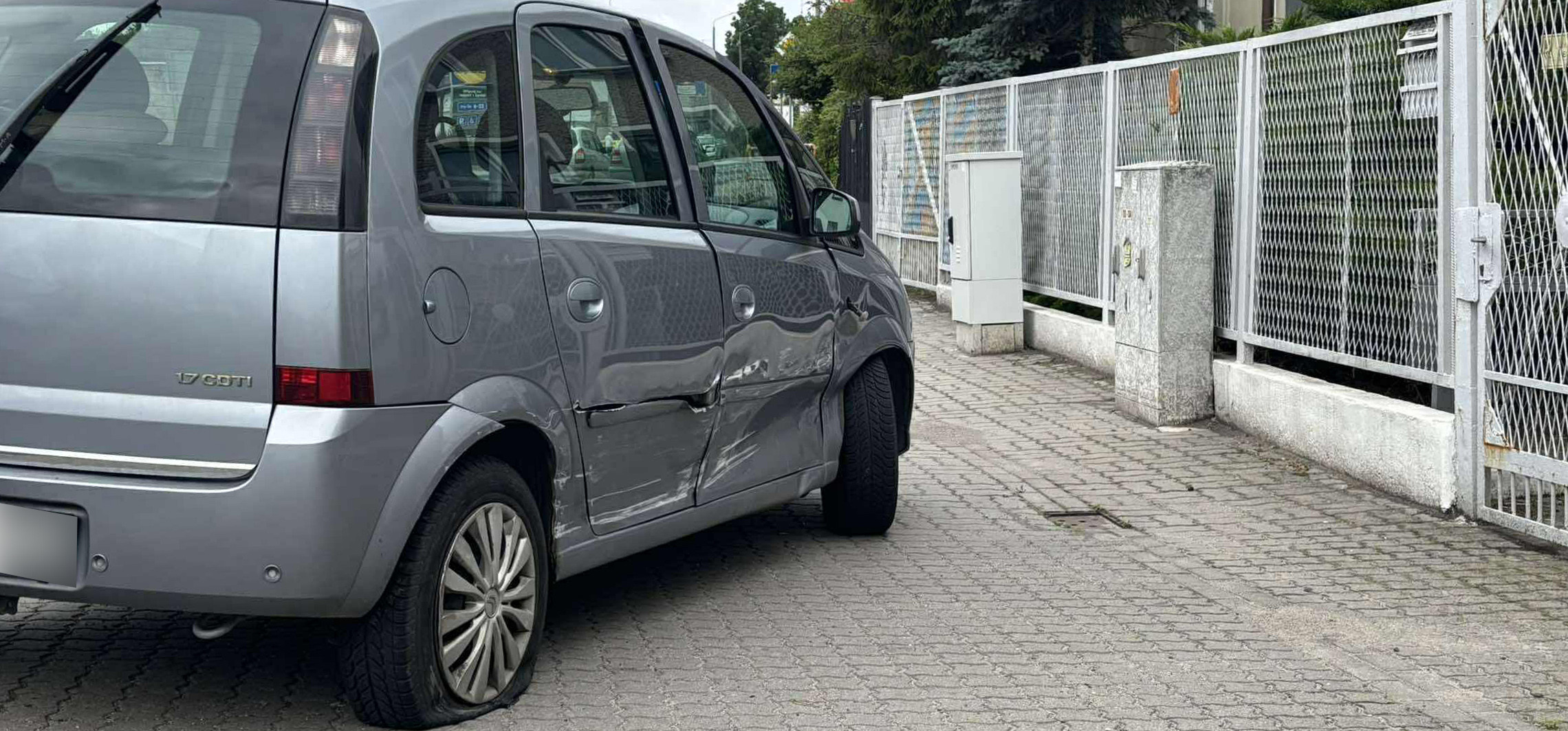 Inowrocław - Zderzenie opla i bmw na ul. Jacewskiej