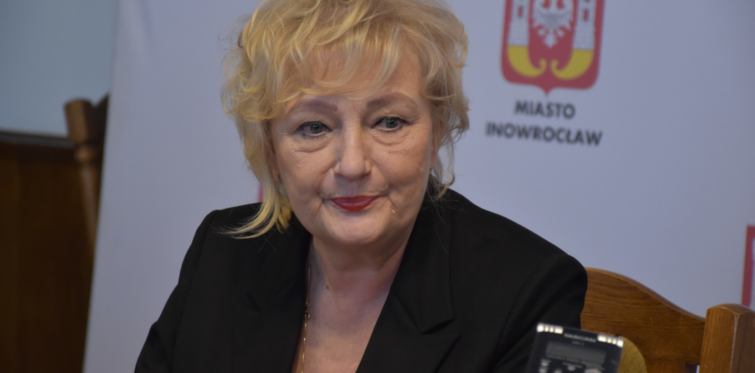 Inowrocław - Nie jednogłośnie, ale z absolutorium. Starosta z poparciem większości