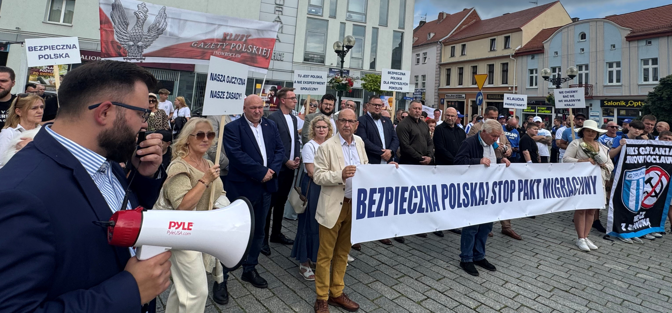 "Nie chcemy bać się we własnym kraju". Protest w Inowrocławiu