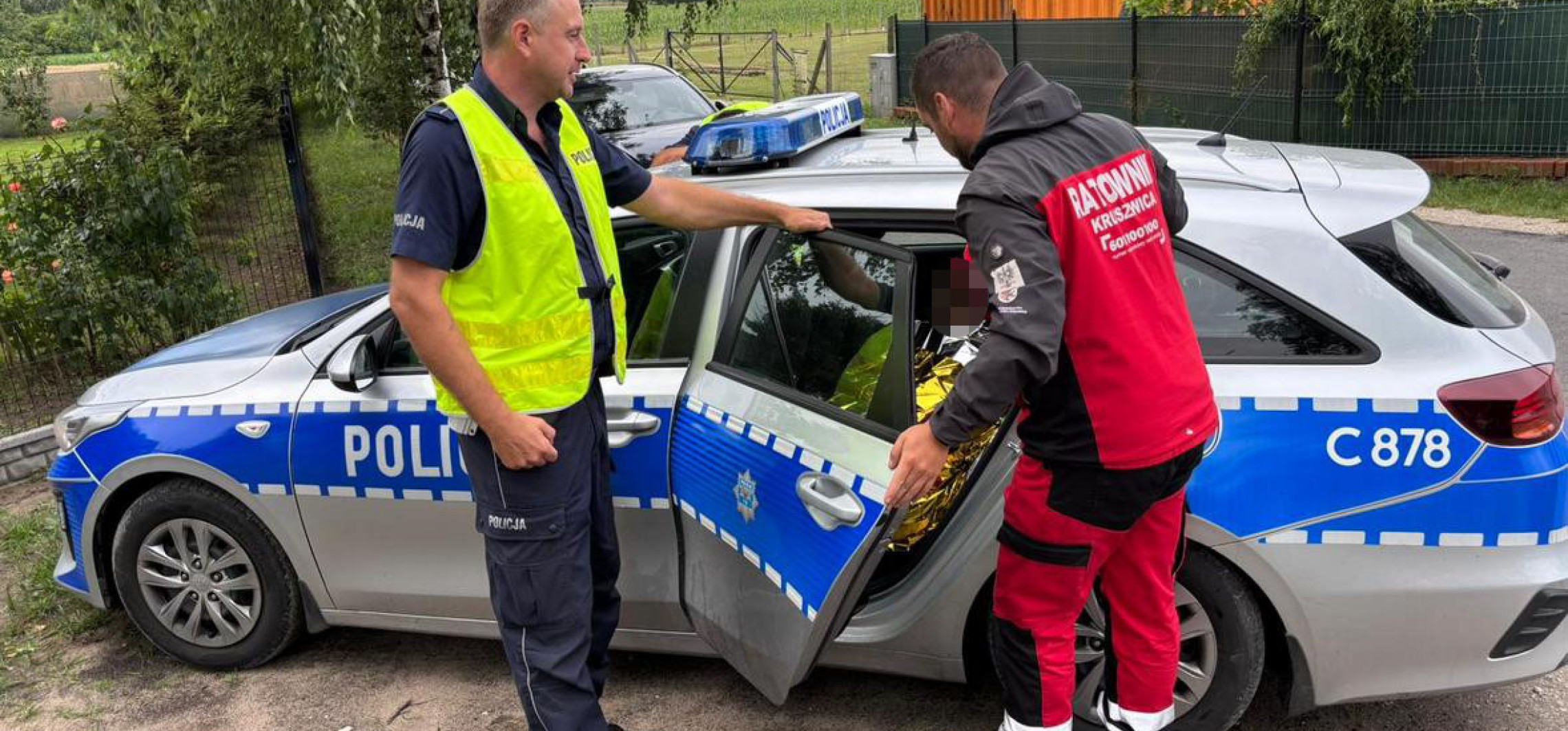 Akcja służb nad jeziorem. Szukali zaginionej 65-latki