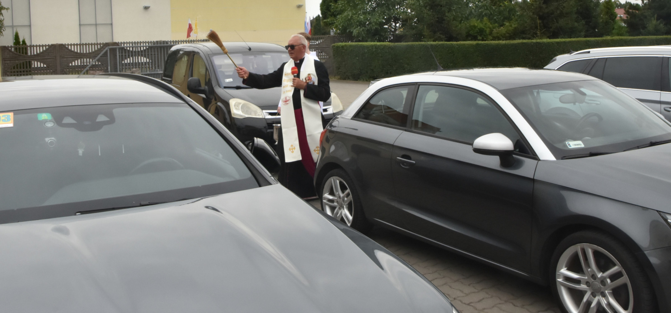 Inowrocław - Festyn, rajd i święcenie aut. Święto patrona kierowców