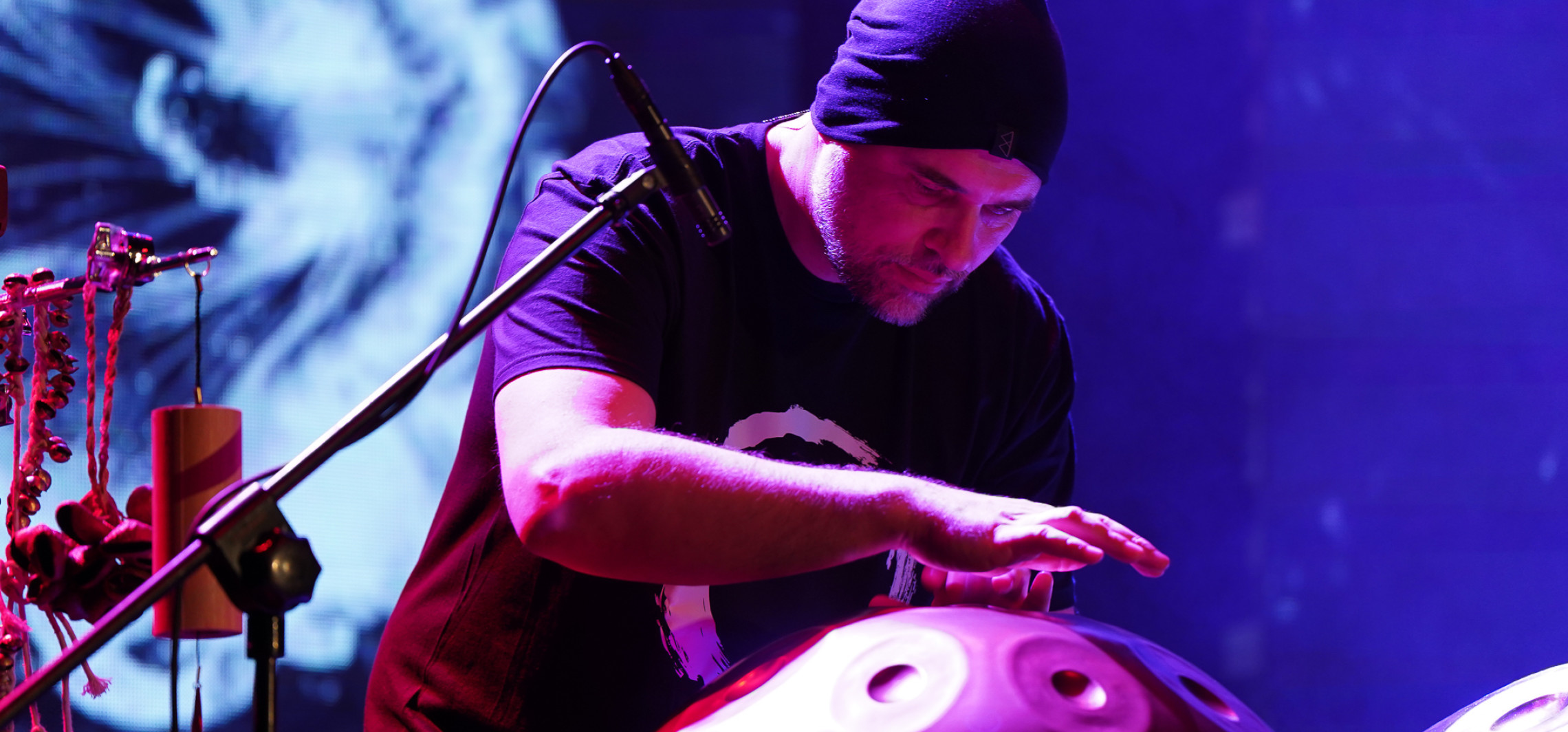 Koncert pod dębem. Warto zabrać koc