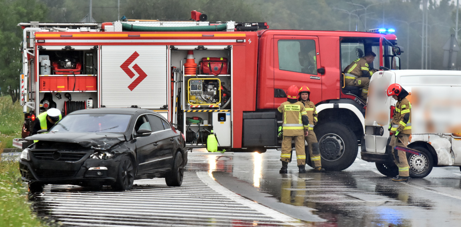 Inowrocław - Dwa auta zderzyły się na osiedlu Rąbin
