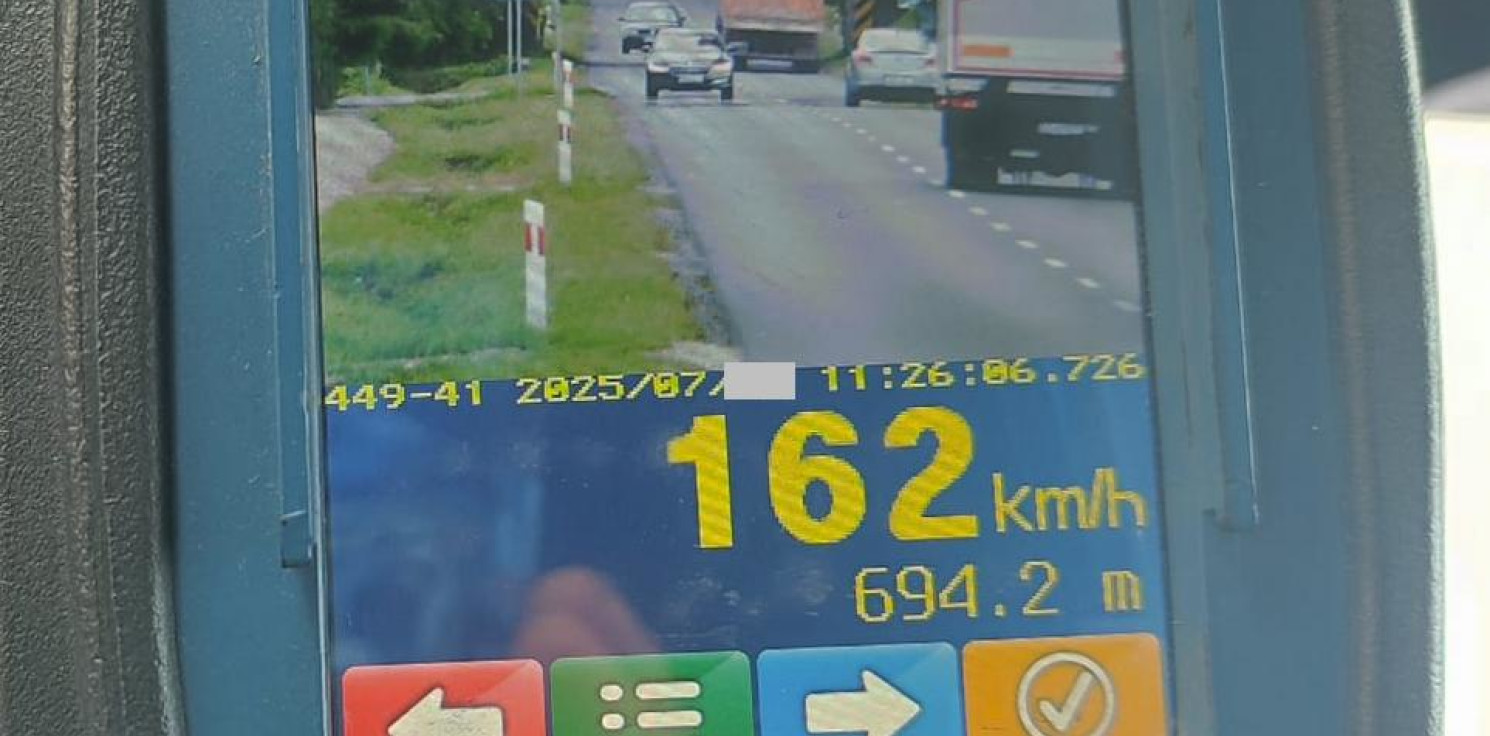 Radziejów - Rozpędził skodę do 162 km/h. Policja już czekała 
