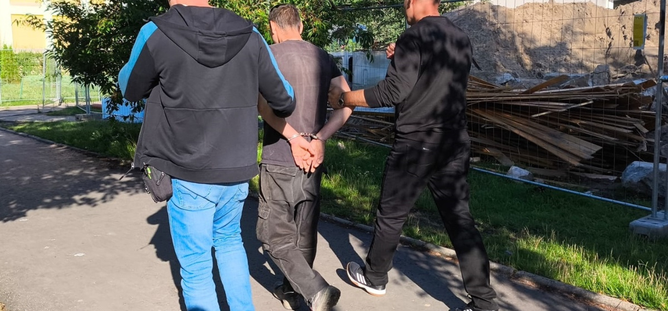 Był ścigany listem gończym. Już trafił do celi