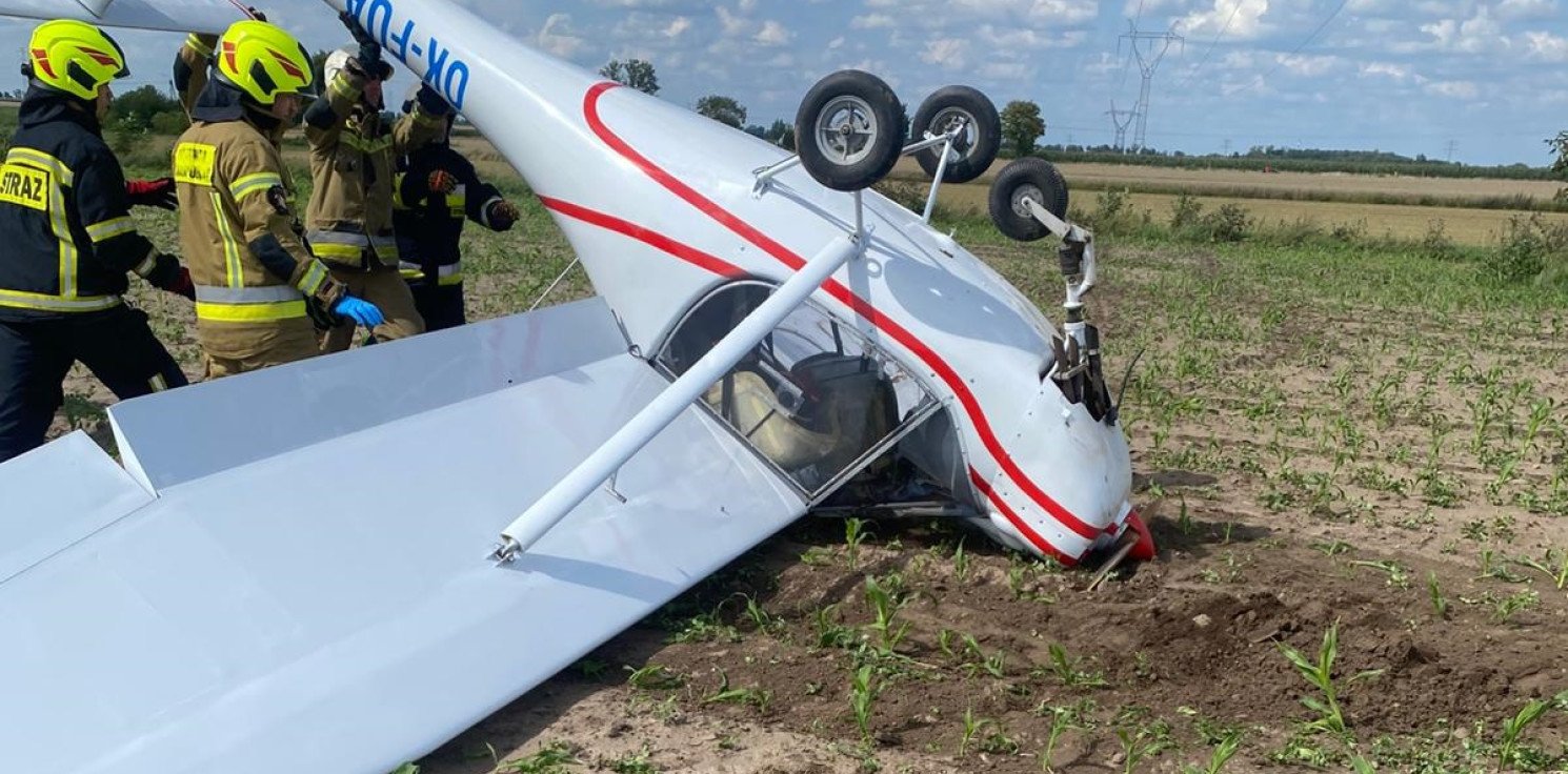 Strzelno - 79-latek za sterami awionetki. Podano prawdopodobną przyczynę zdarzenia