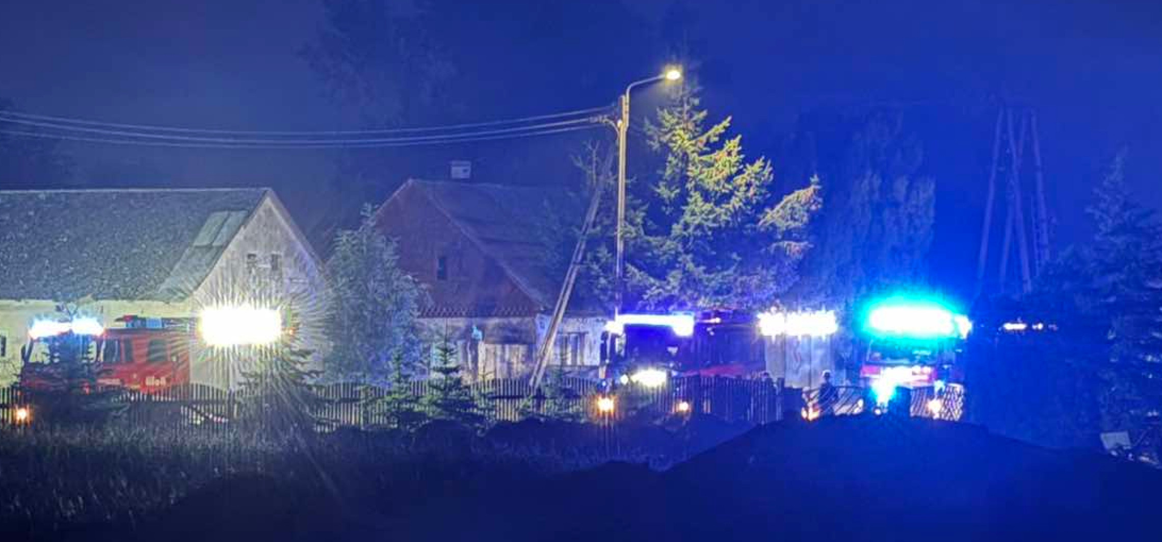 Pożar w Radojewicach. Trwa akcja straży