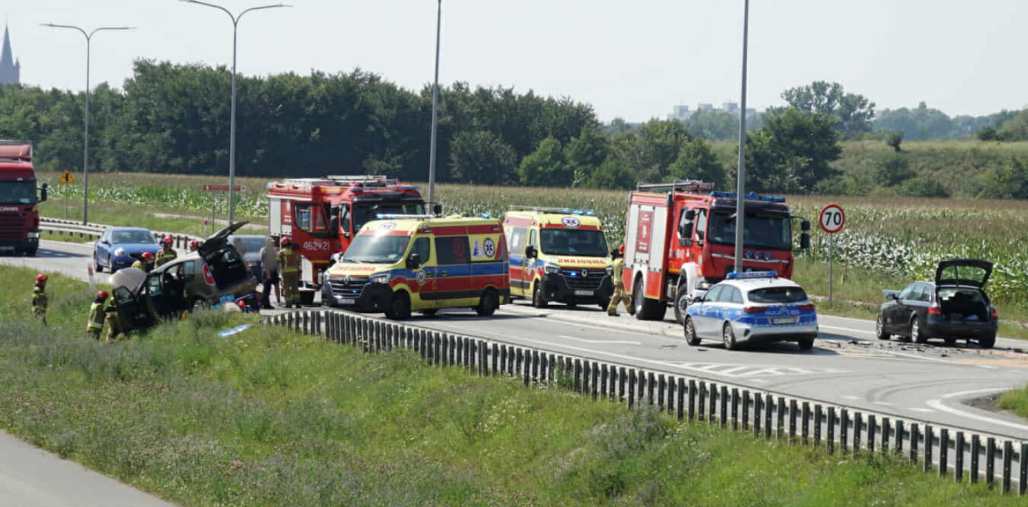 Region - Groźny wypadek na wylotówce z Inowrocławia, są ranni