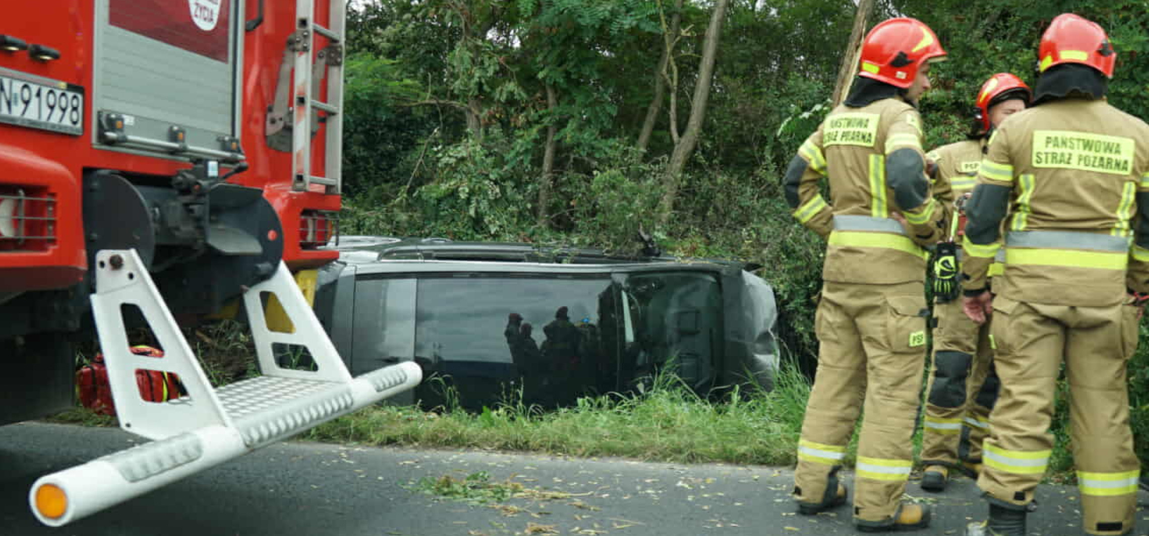 Na Kruśliwieckiej auto wpadło do rowu