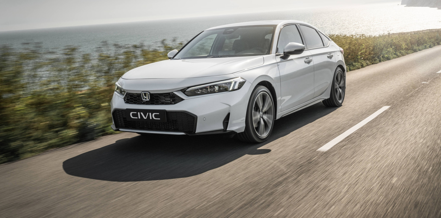 Kraj - Moto news: Honda Civic po liftingu. Co się zmieniło i ile kosztuje?