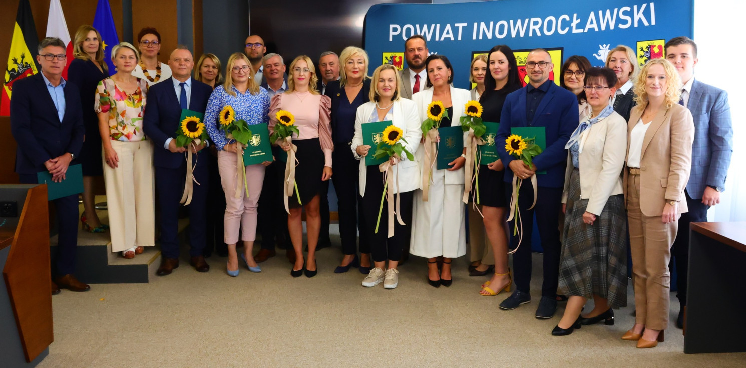 Inowrocław - Awans zawodowy dla nauczycieli z powiatowych szkół