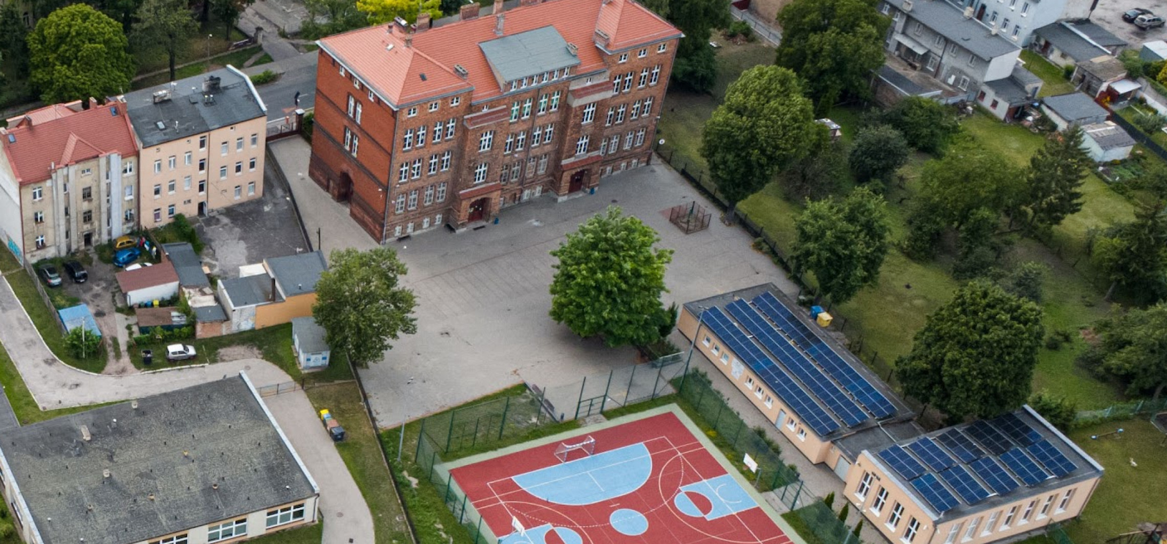 KO: to nie manipulacja, a rzeczywistość