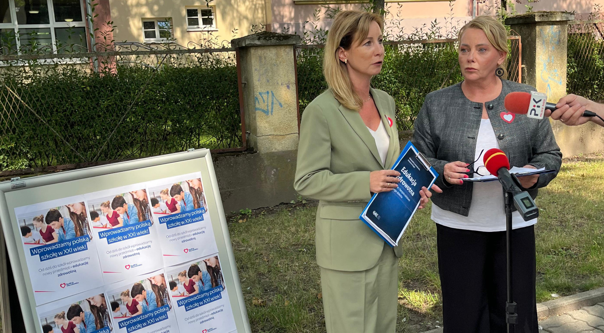 Posłanki KO w obronie nowego przedmiotu. "Nie wypisujcie dzieci z edukacji zdrowotnej"