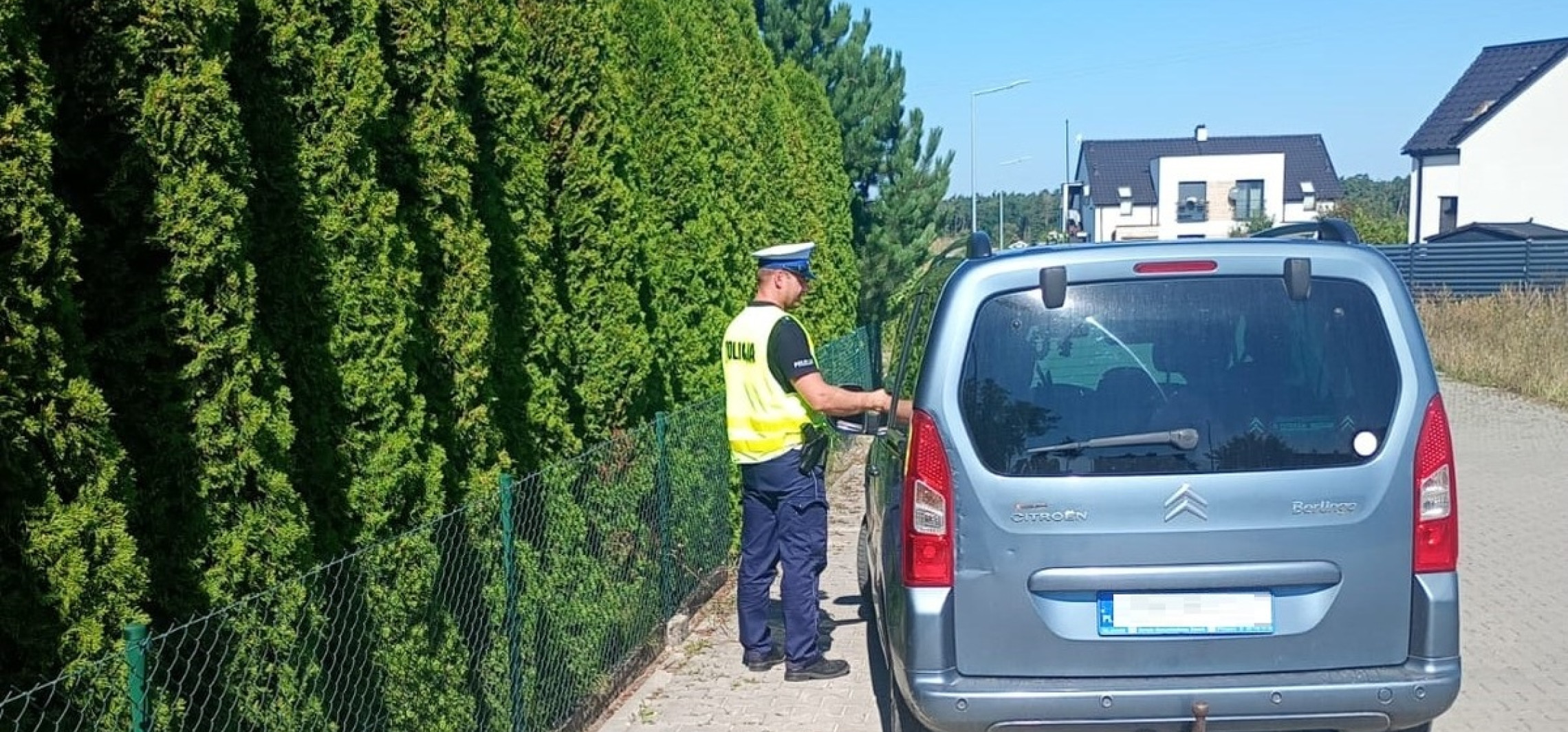 Kolejna akcja policjantów. Sprawdzali pasy i foteliki