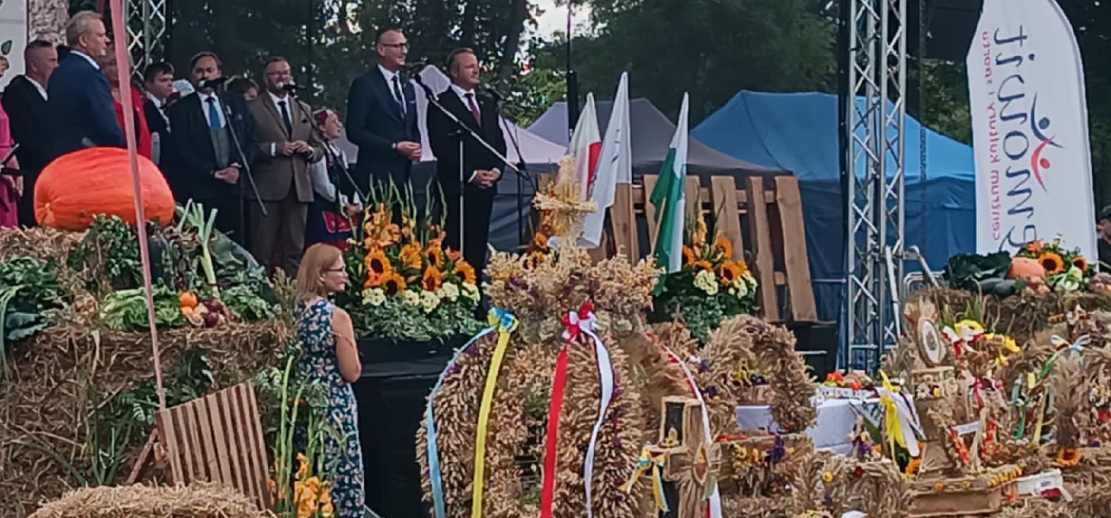 W Ostrówku realizowane są dożynki. Zagra Gang Marcela