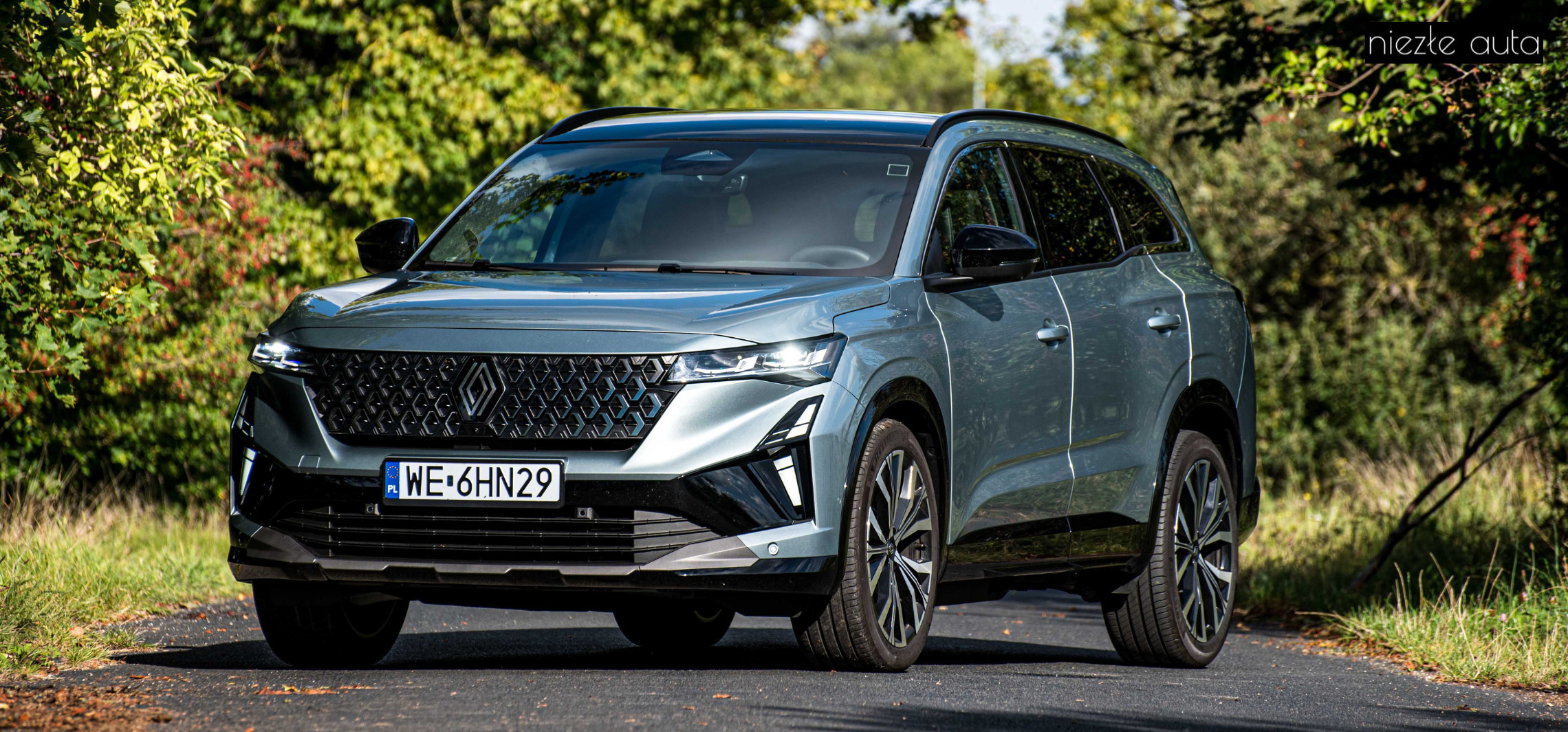 Test: Renault Espace. Czy duży SUV z małym silnikiem daje radę?