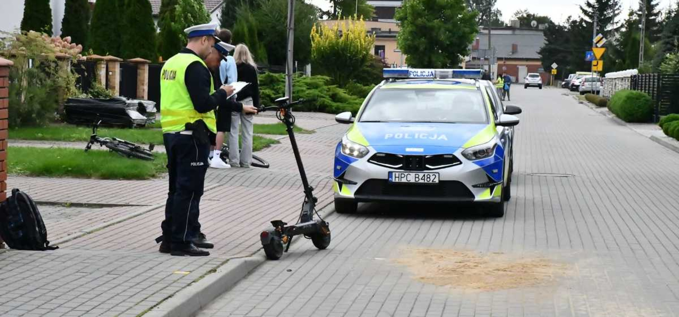 80-letni rowerzysta zderzył się z 16-latkiem na hulajnodze elektrycznej