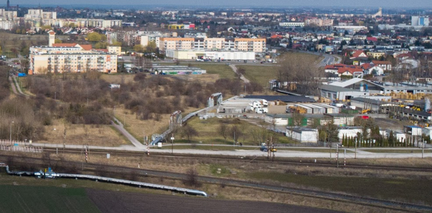 Inowrocław - Droga jak tor przeszkód, o bezpieczeństwie na Rąbinie, premiera Zemsty