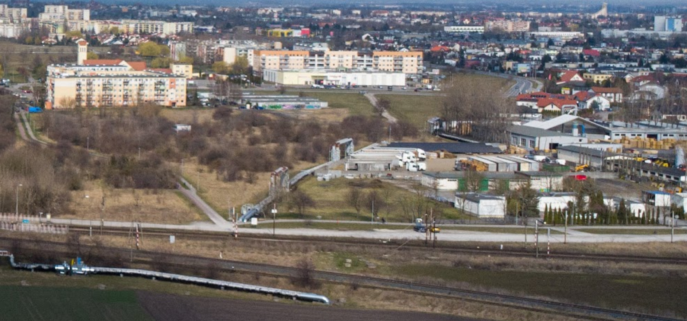 Droga jak tor przeszkód, o bezpieczeństwie na Rąbinie, premiera Zemsty