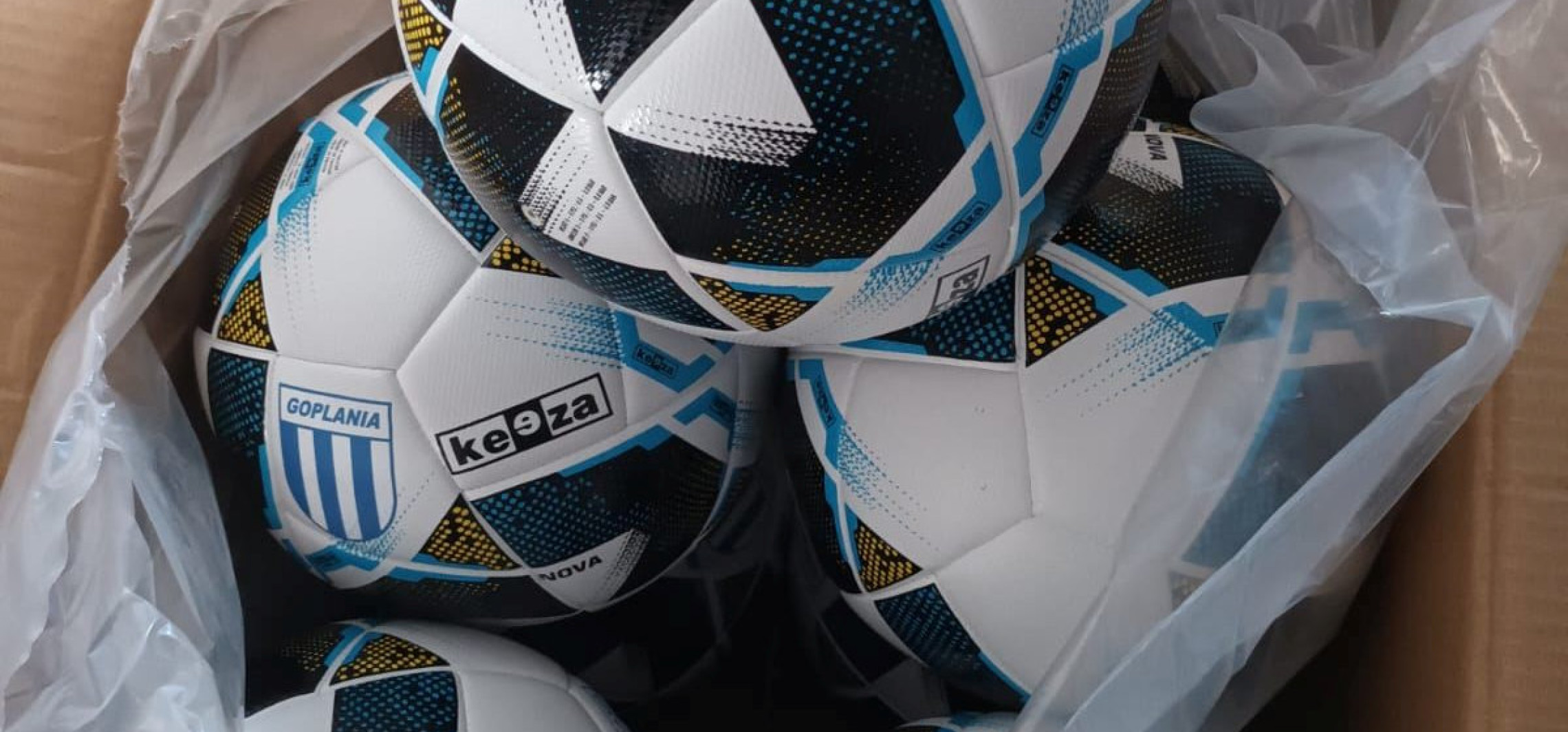 48 piłek z Orłowskiej 48. Niecodzienna akcja Goplanii Inowrocław