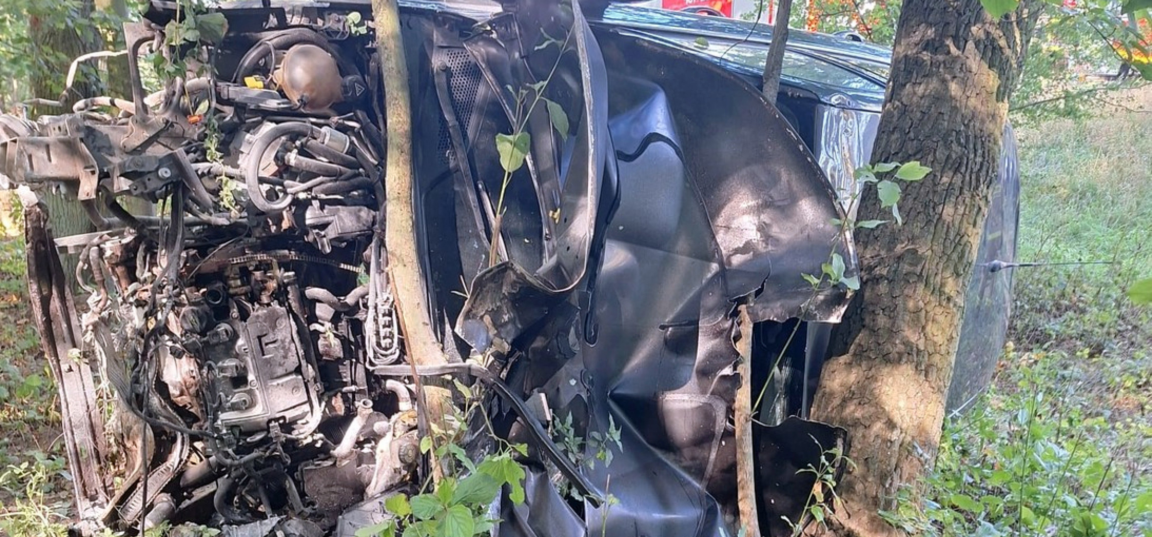 Z ciężarówki odpadło koło. 36-latka z citroena miała dużo szczęścia