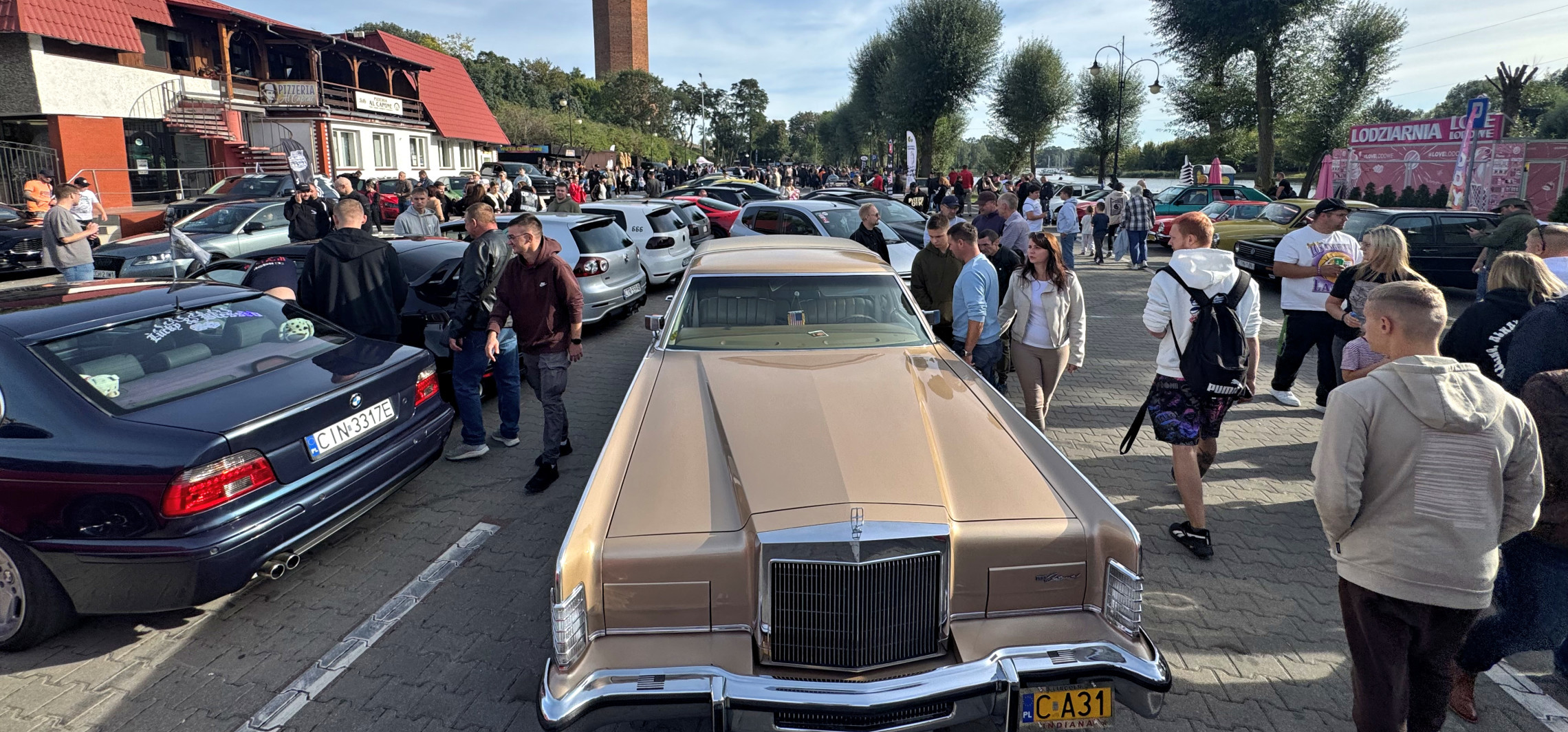 Motoryzacyjna impreza pod Mysią Wieżą